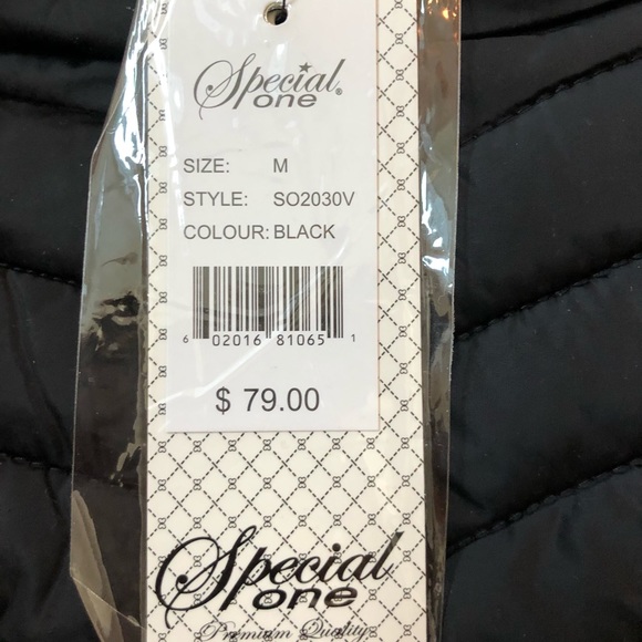 Black High Collar Sleeveless Puff Vest - Picture 9 of 13